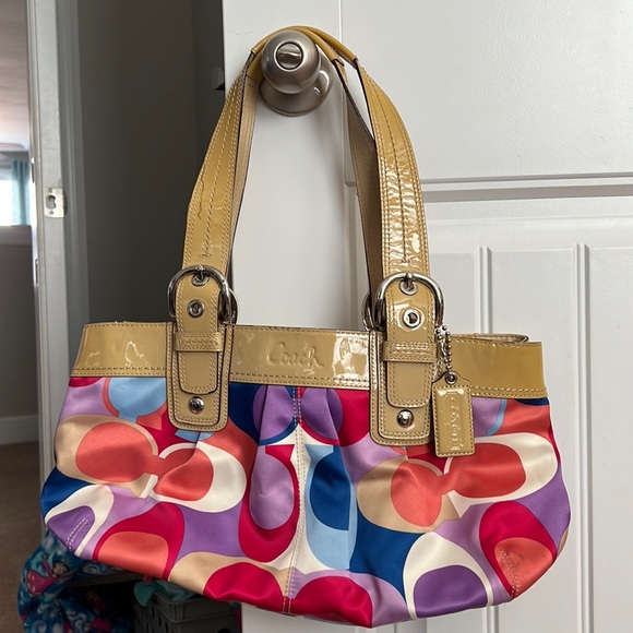 Used Coach F13798Multi Soho Pleated Shoulder Purse Retail Price $298 - Picture 1 of 11